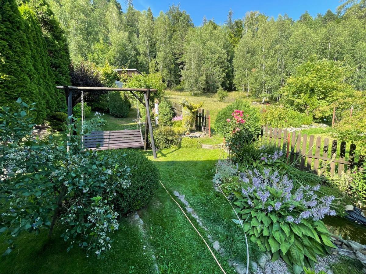 Pod Piekielkiem Apartment Szczytna Luaran gambar